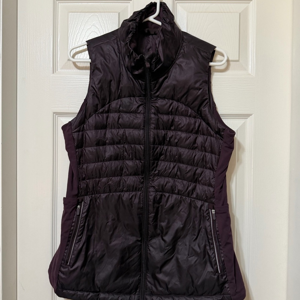 lululemon athletica Quilted Vest in Deep Plum
